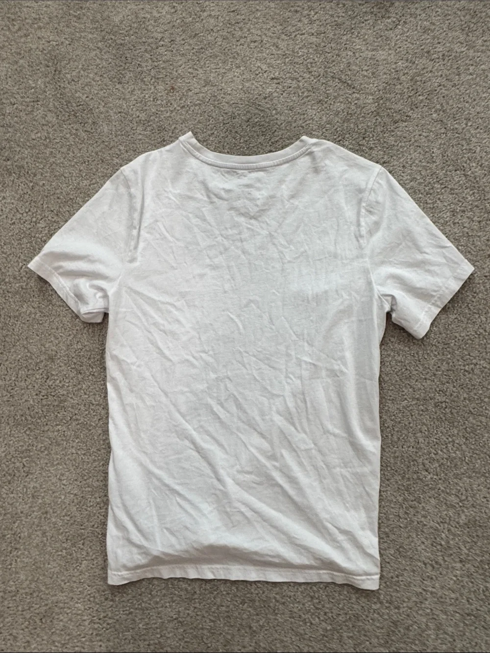 On Running White Short Sleeve Tee with Red Chest Logo - Picture 7 of 7